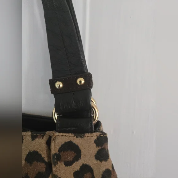 Tignanella cheetah print purse - Picture 2 of 10